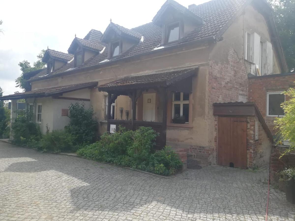 Kleine Galerie Apartment Fuer 3 Mit Kueche Kamin Netflix Parken Und Hofladen Steinhofel Dış mekan fotoğraf